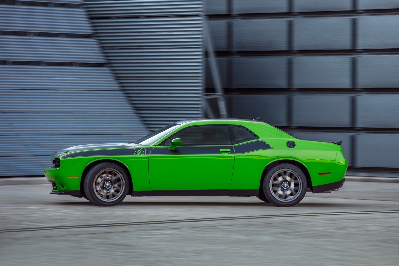 2018 Dodge Challenger — OEM photo 5