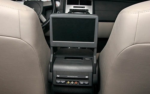 2008 Dodge Charger front safety DETAIL