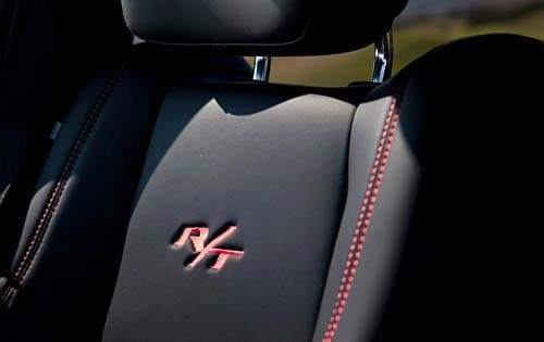 2011 Dodge Charger front safety DETAIL