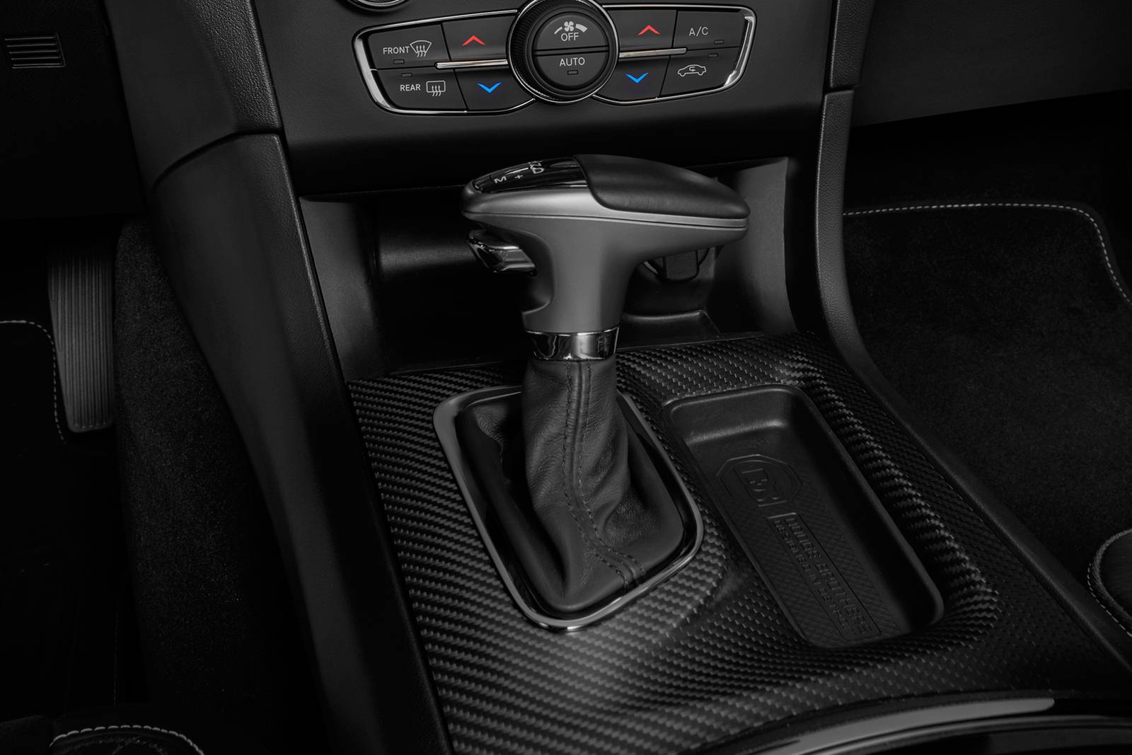 2020 Dodge Charger interior SHF