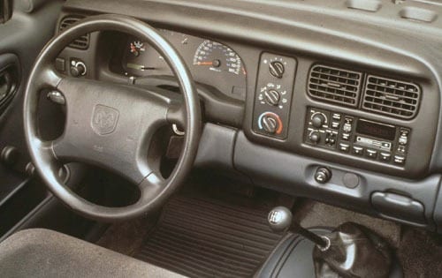 2000 Dodge Dakota interior D
