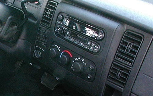 2003 Dodge Dakota interior CC