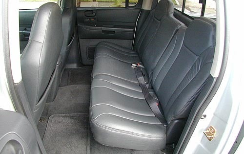 2003 Dodge Dakota interior RI