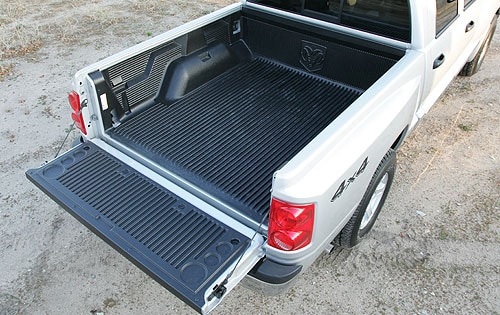 2005 Dodge Dakota exterior ECARGO