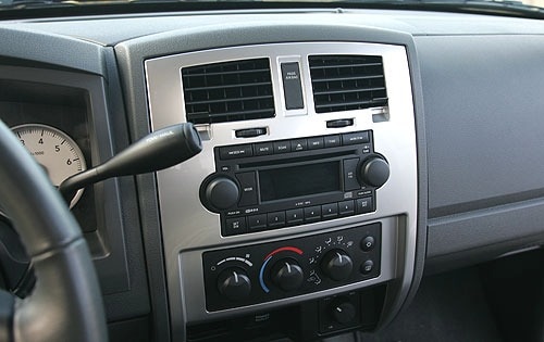 2005 Dodge Dakota interior CC