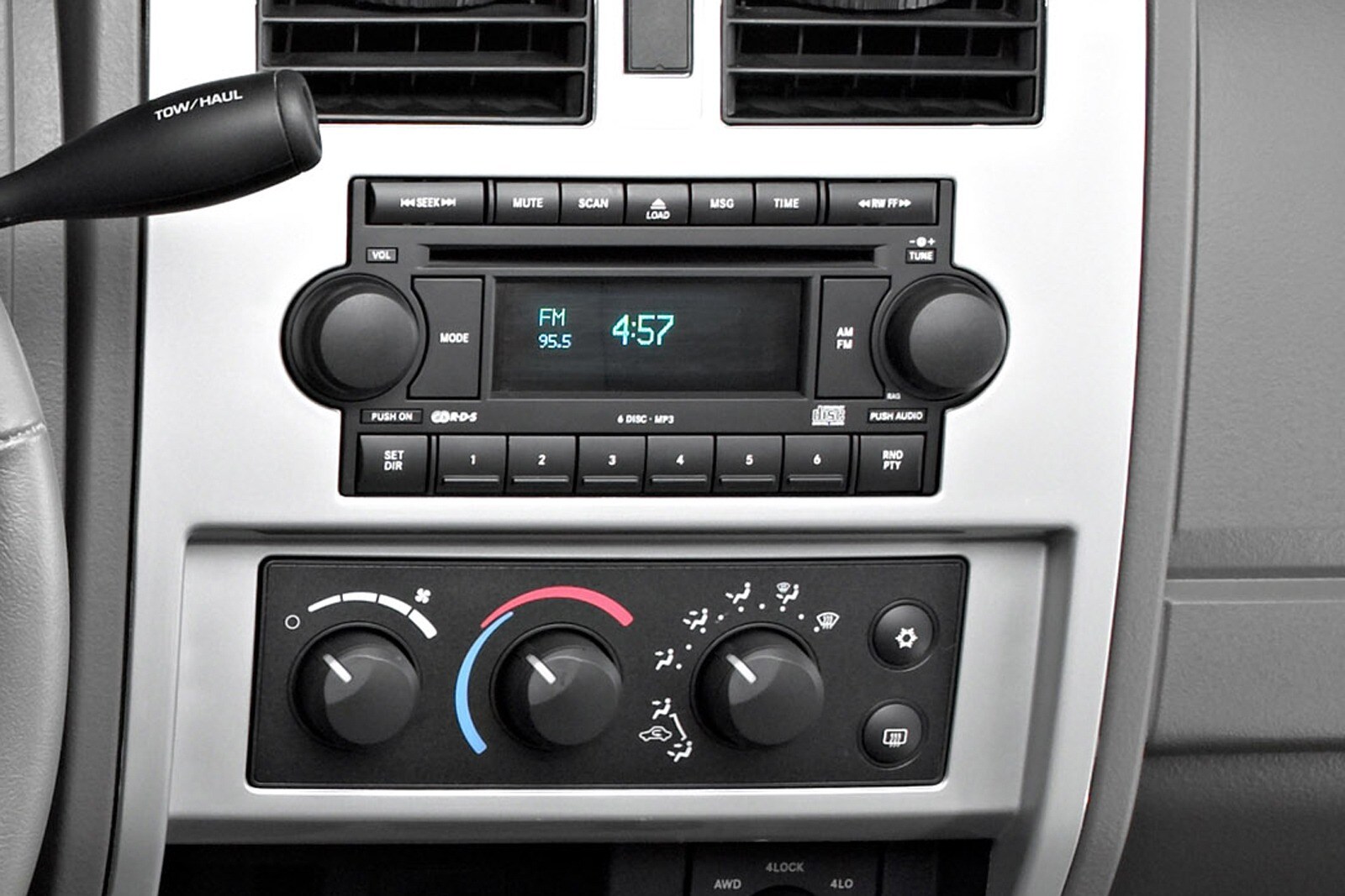 2007 Dodge Dakota interior CC