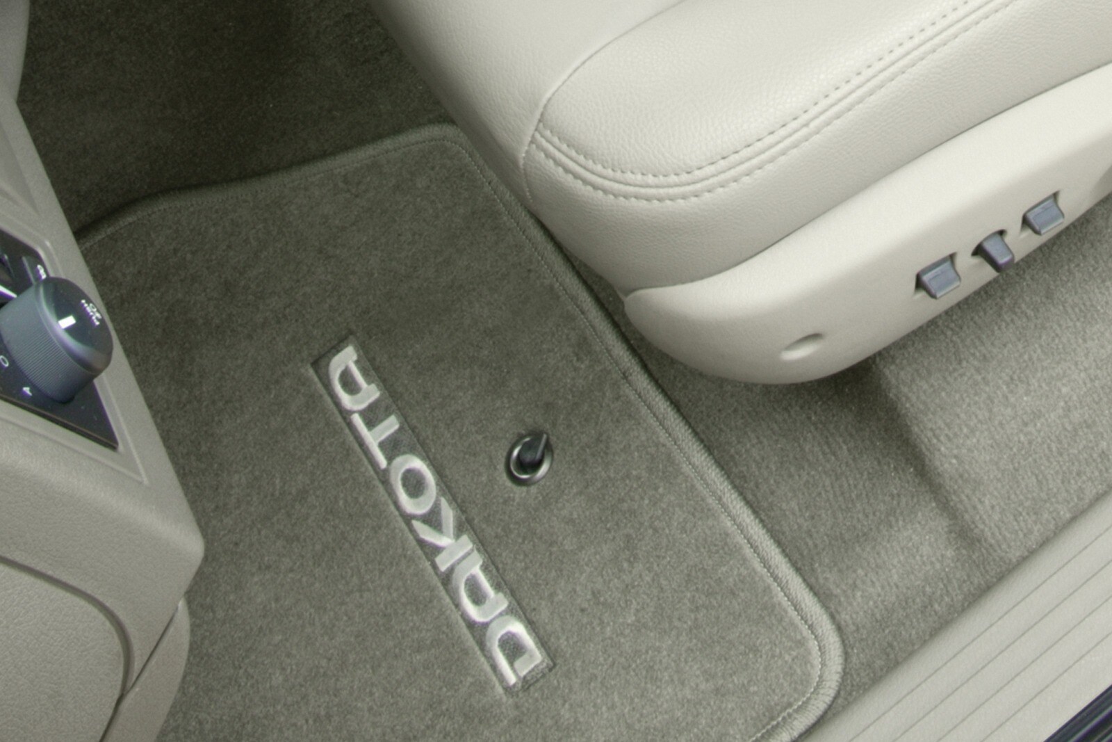 2007 Dodge Dakota interior DETAIL