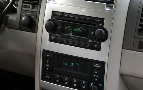 2004 Dodge Durango interior CC