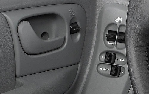 2007 Dodge Grand Caravan interior DETAIL