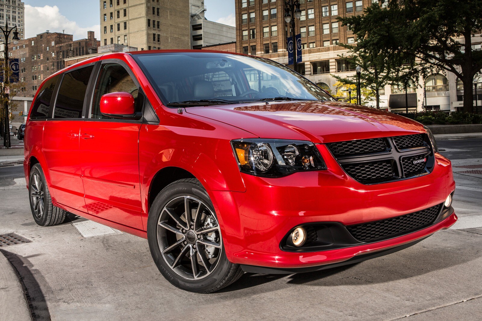 2014 Dodge Grand Caravan exterior F