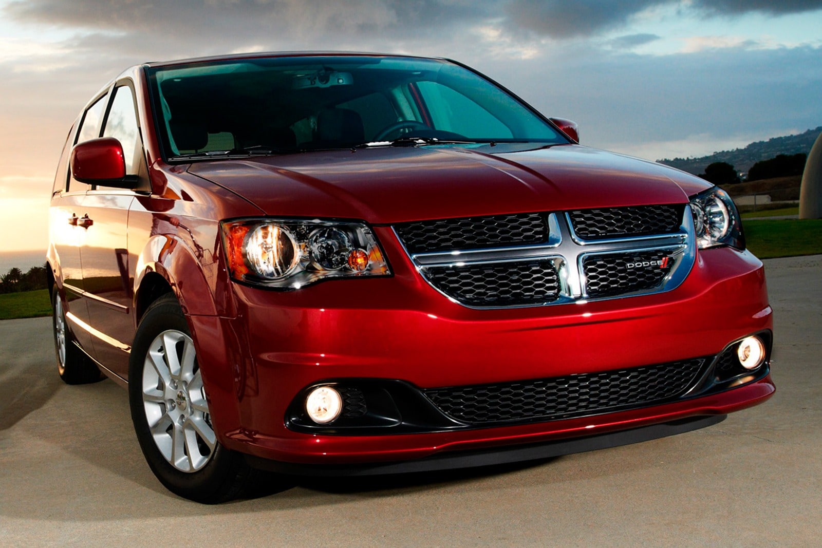 2014 Dodge Grand Caravan exterior FQ