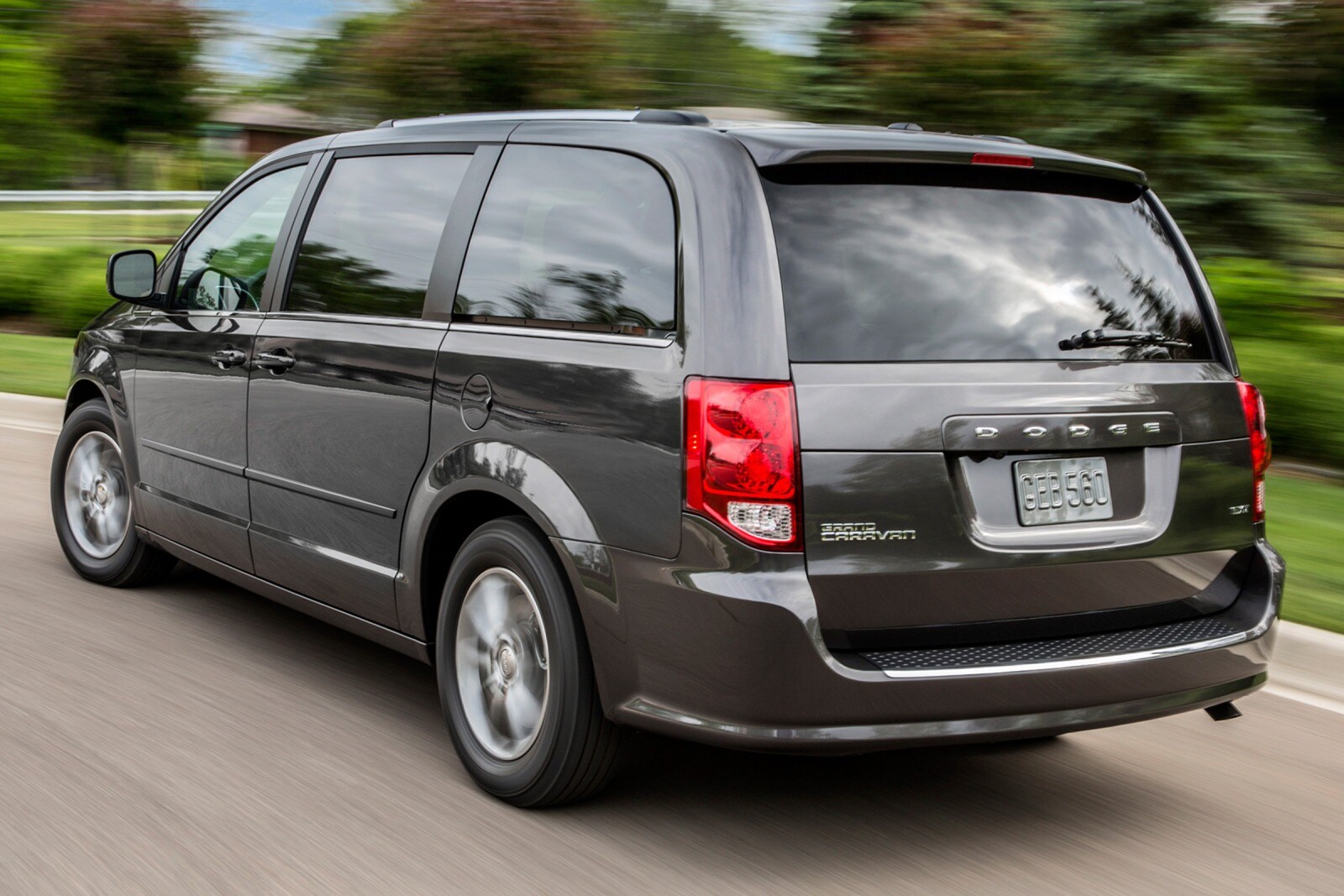 2015 Dodge Grand Caravan SXT Plus Minivan Exterior