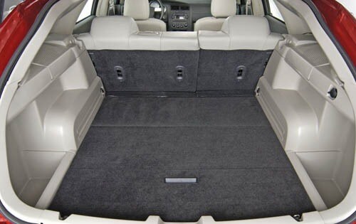 2005 Dodge Magnum interior CARGO
