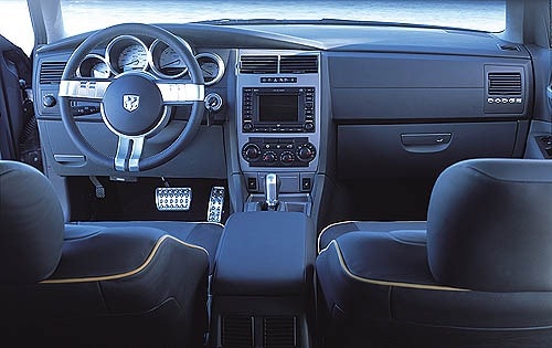2006 Dodge Magnum interior D