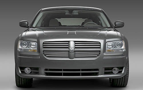 2008 Dodge Magnum exterior F