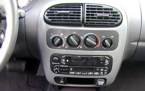 2000 Dodge Neon interior CC