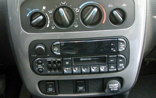 2000 Dodge Neon interior CC