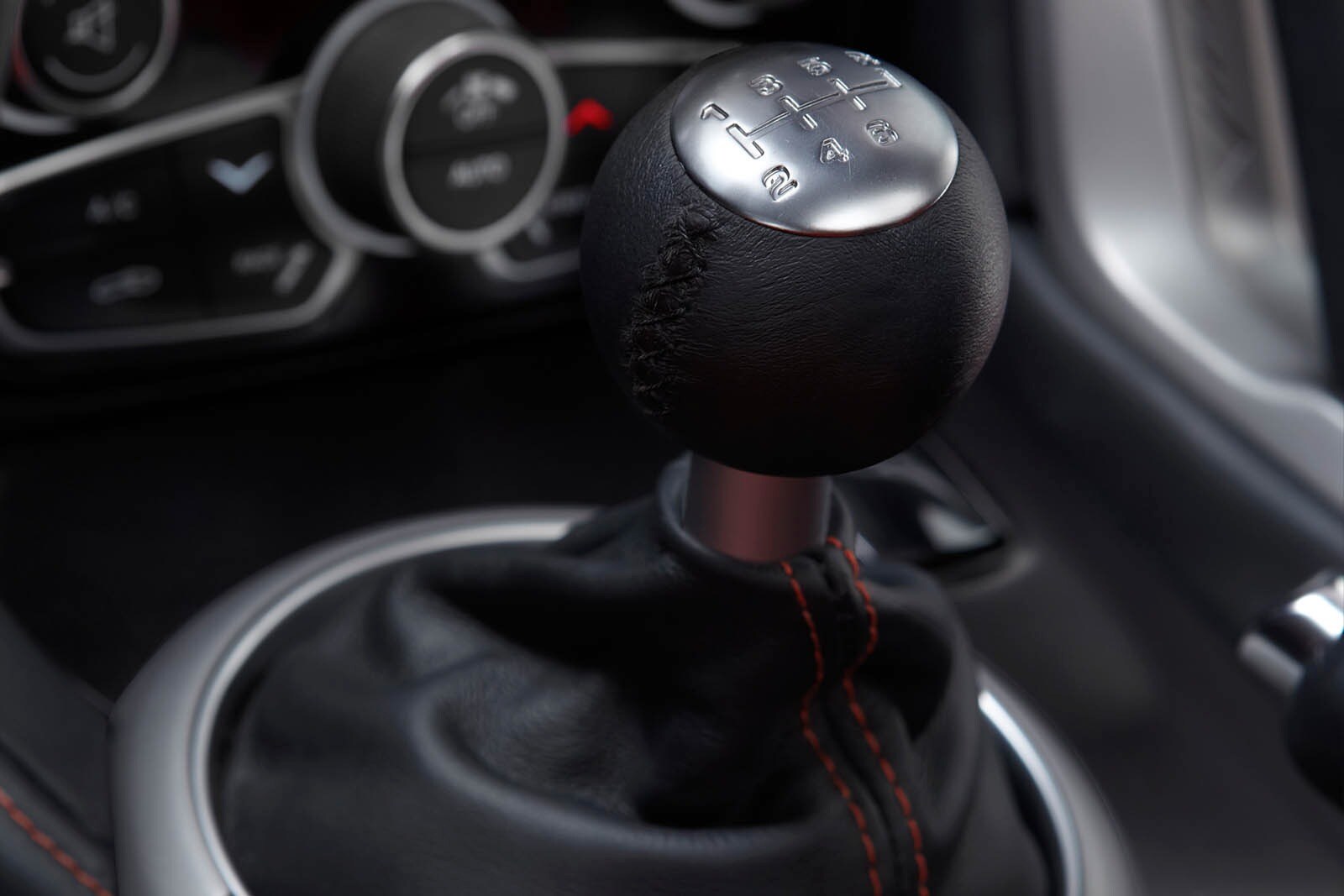 2013 Dodge SRT Viper interior SHF