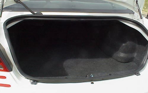 2001 Dodge Stratus interior CARGO