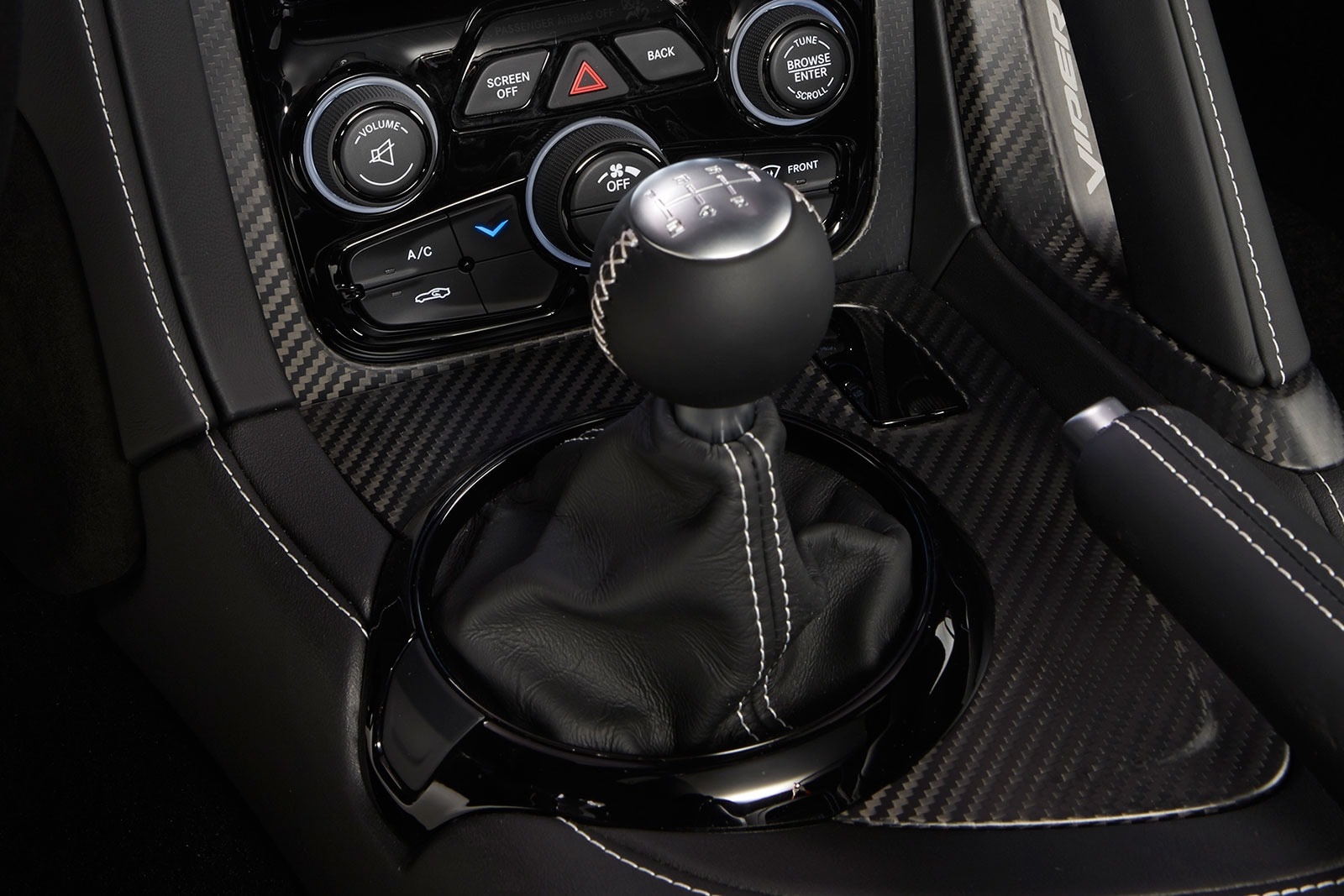 2017 Dodge Viper interior SHF