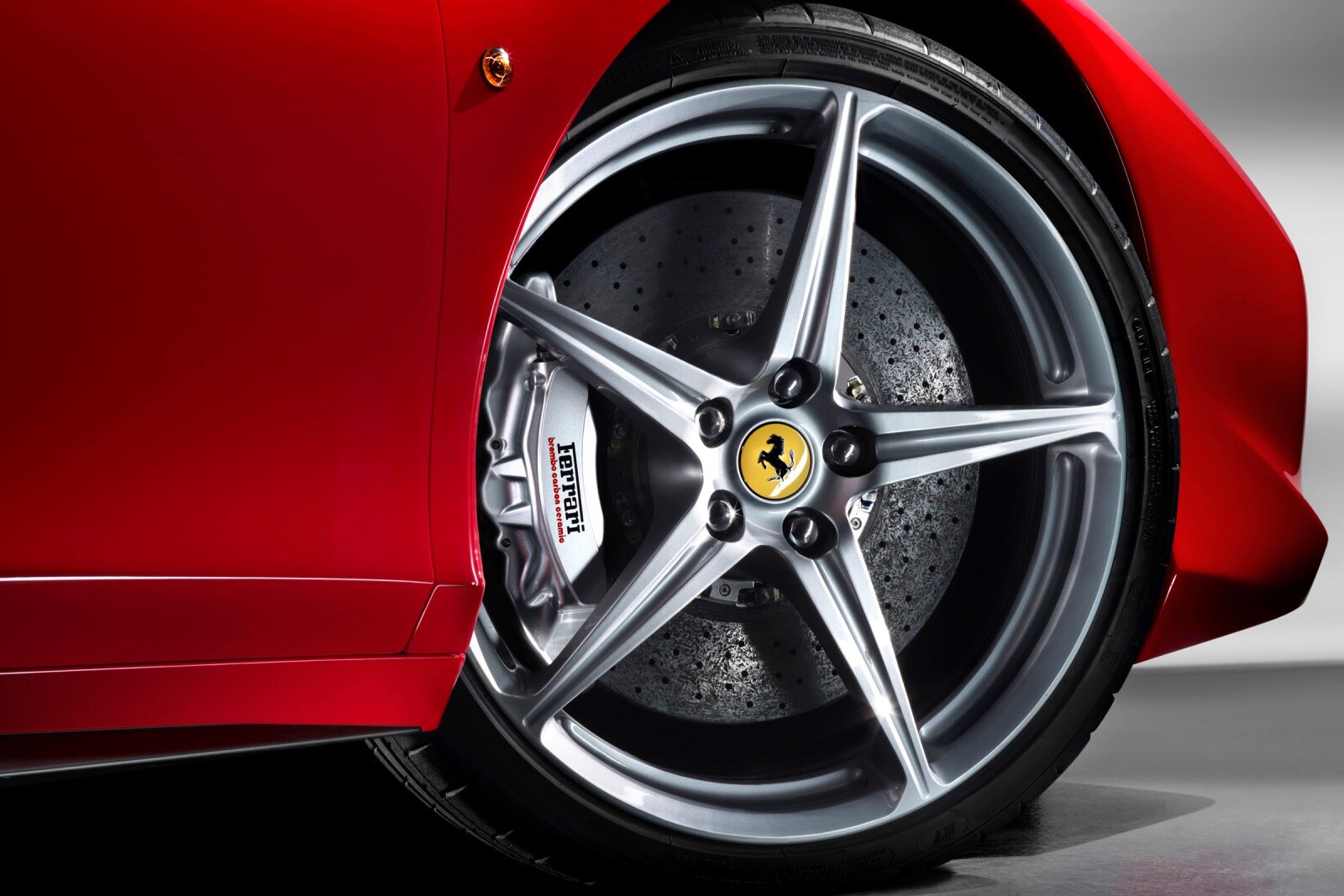 2011 Ferrari 458 Italia — OEM photo 3