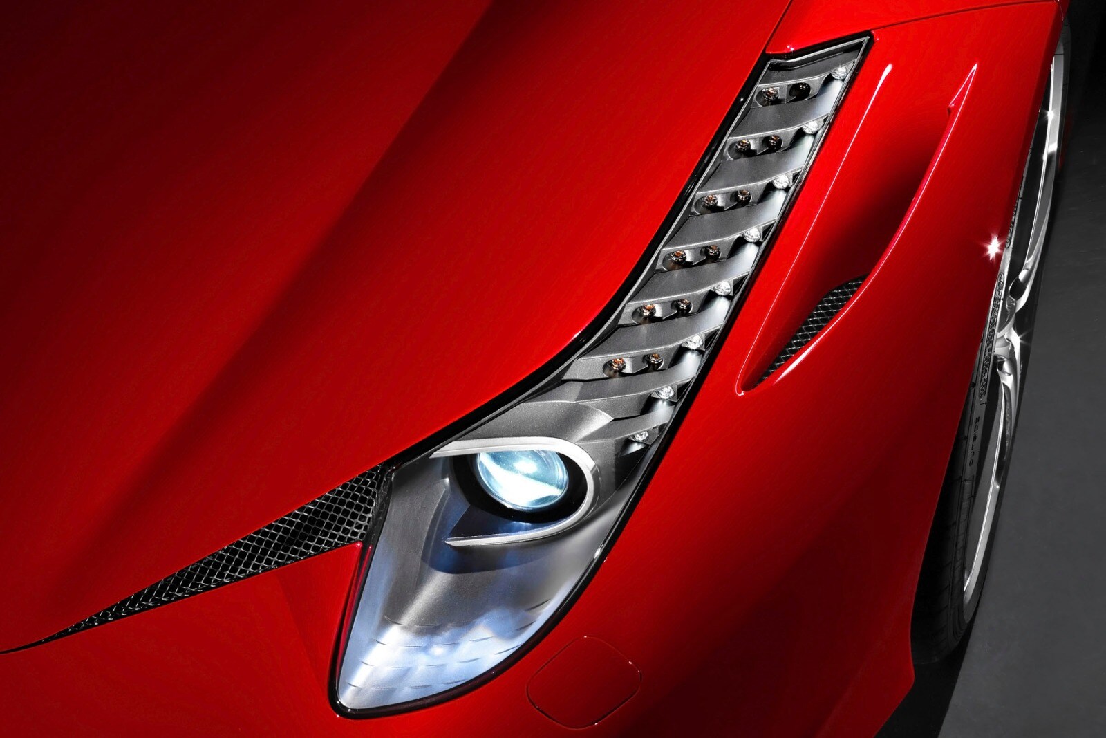2011 Ferrari 458 Italia exterior EDETAIL