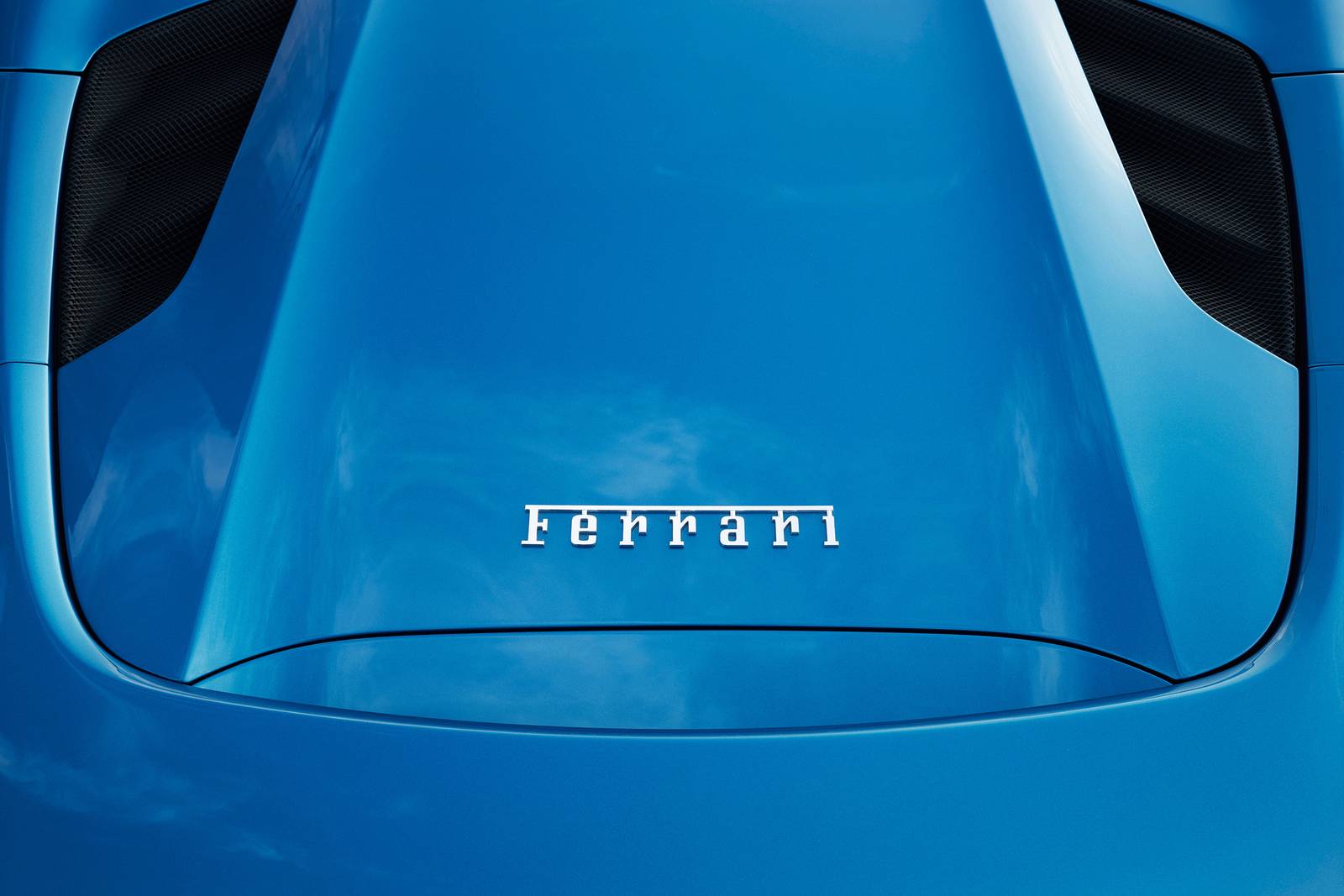 2016 Ferrari 488 exterior RBDG