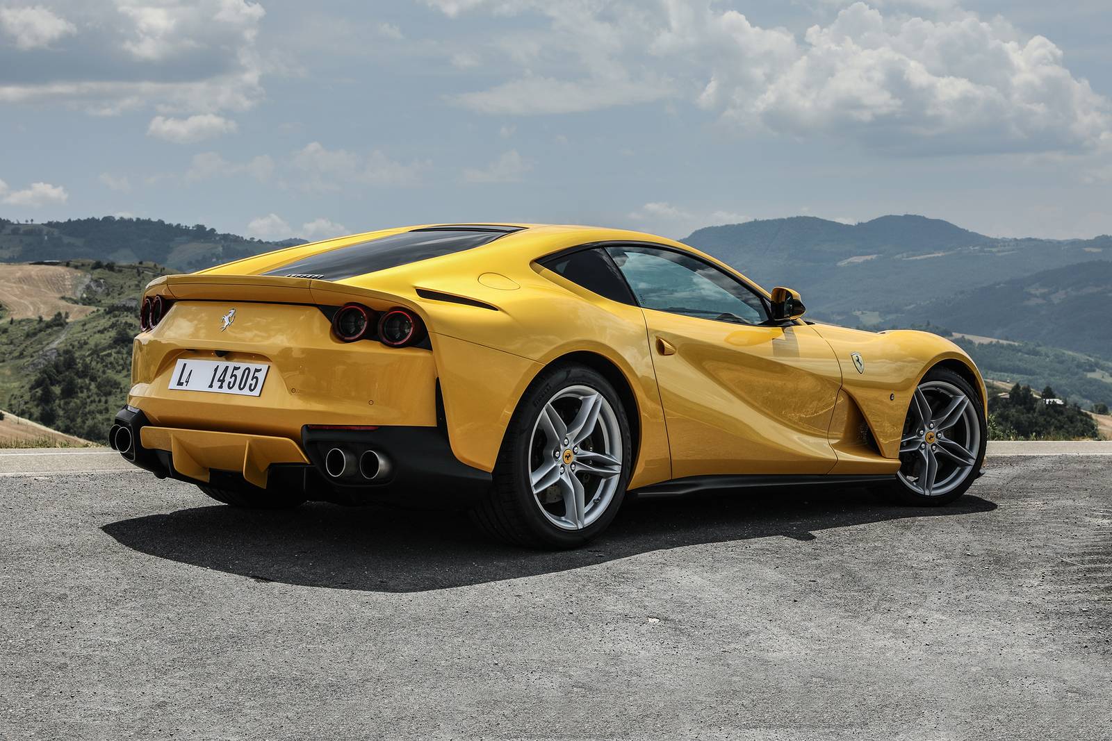 2018 Ferrari 812 Superfast exterior F