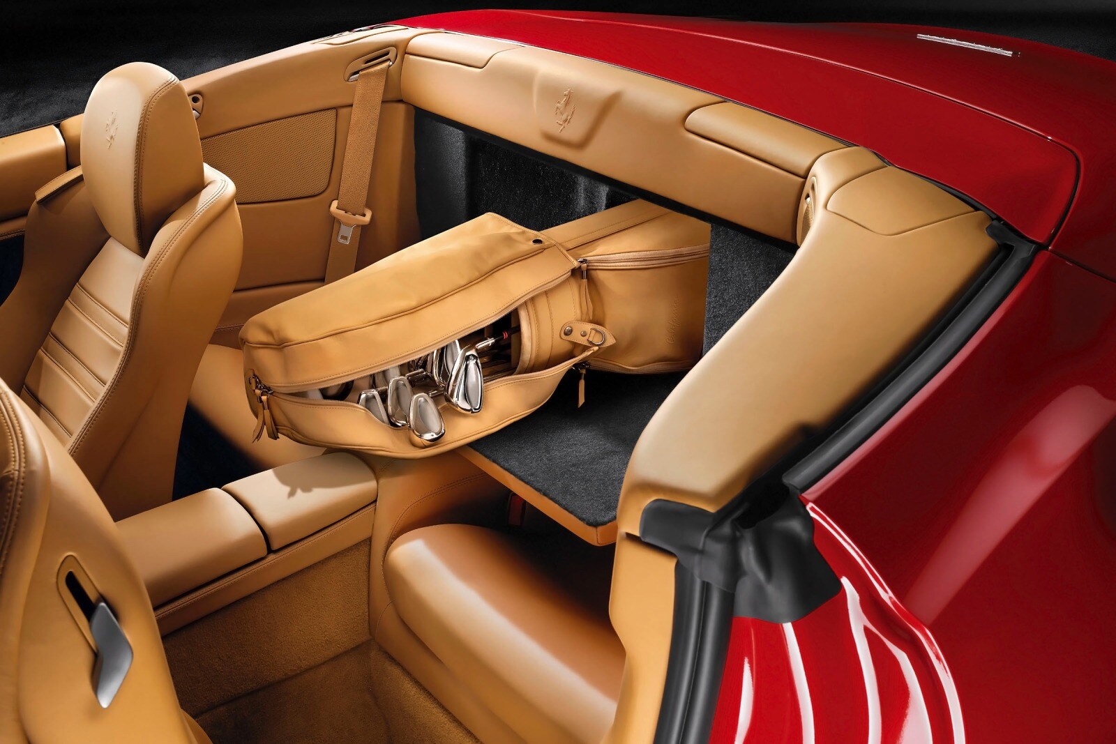 2011 Ferrari California interior I