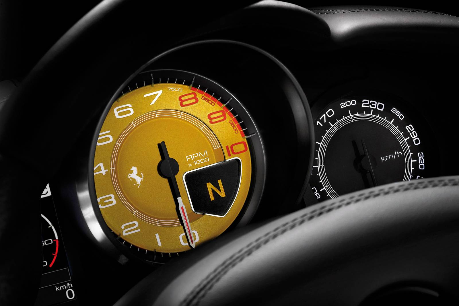 2012 Ferrari California interior G