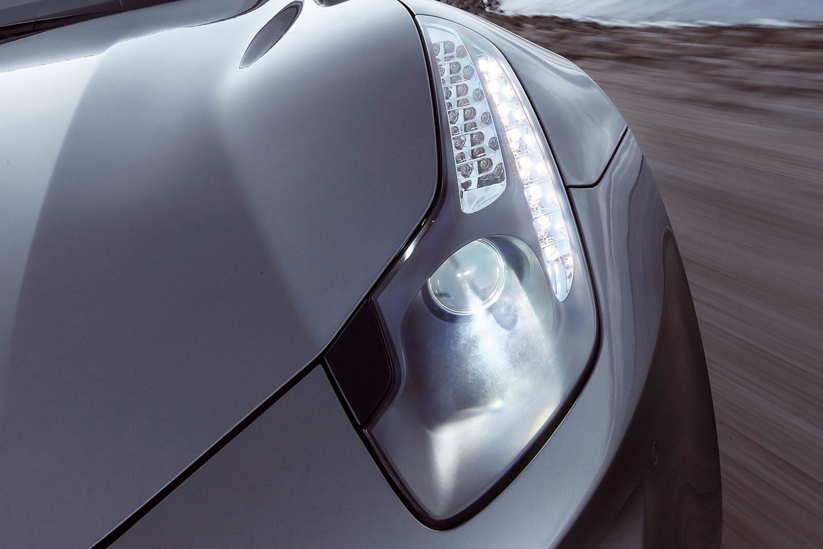 2012 Ferrari FF exterior EDETAIL