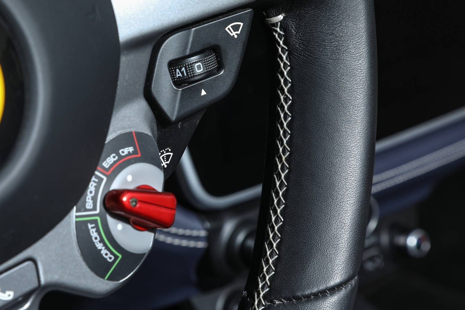 2018 Ferrari Portofino interior DETAIL