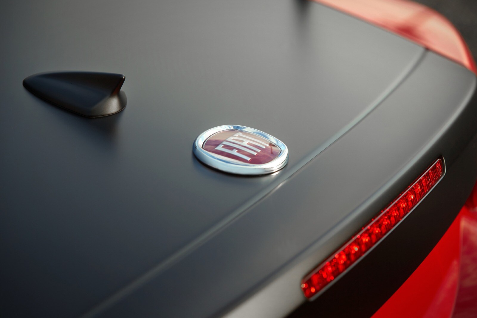 2017 Fiat 124 Spider — OEM photo 4