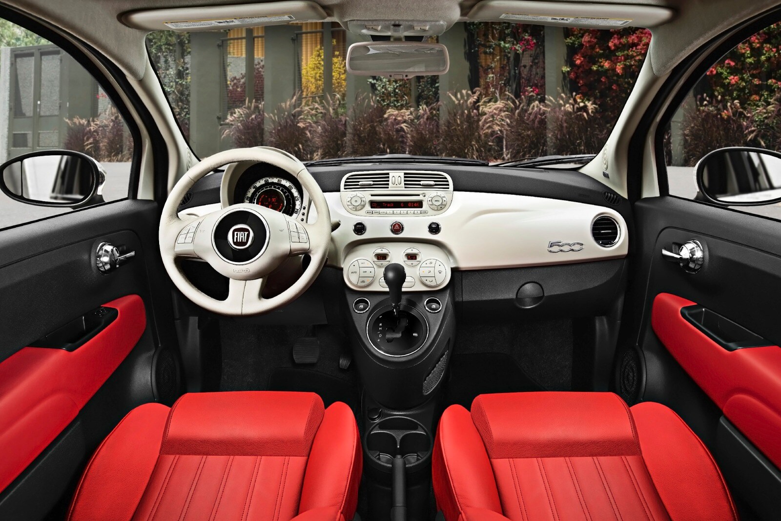 2012 Fiat 500 interior I