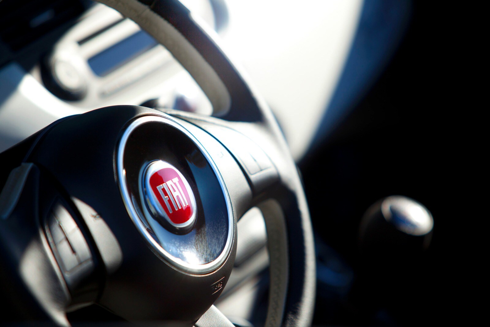 2014 Fiat 500 interior SWD