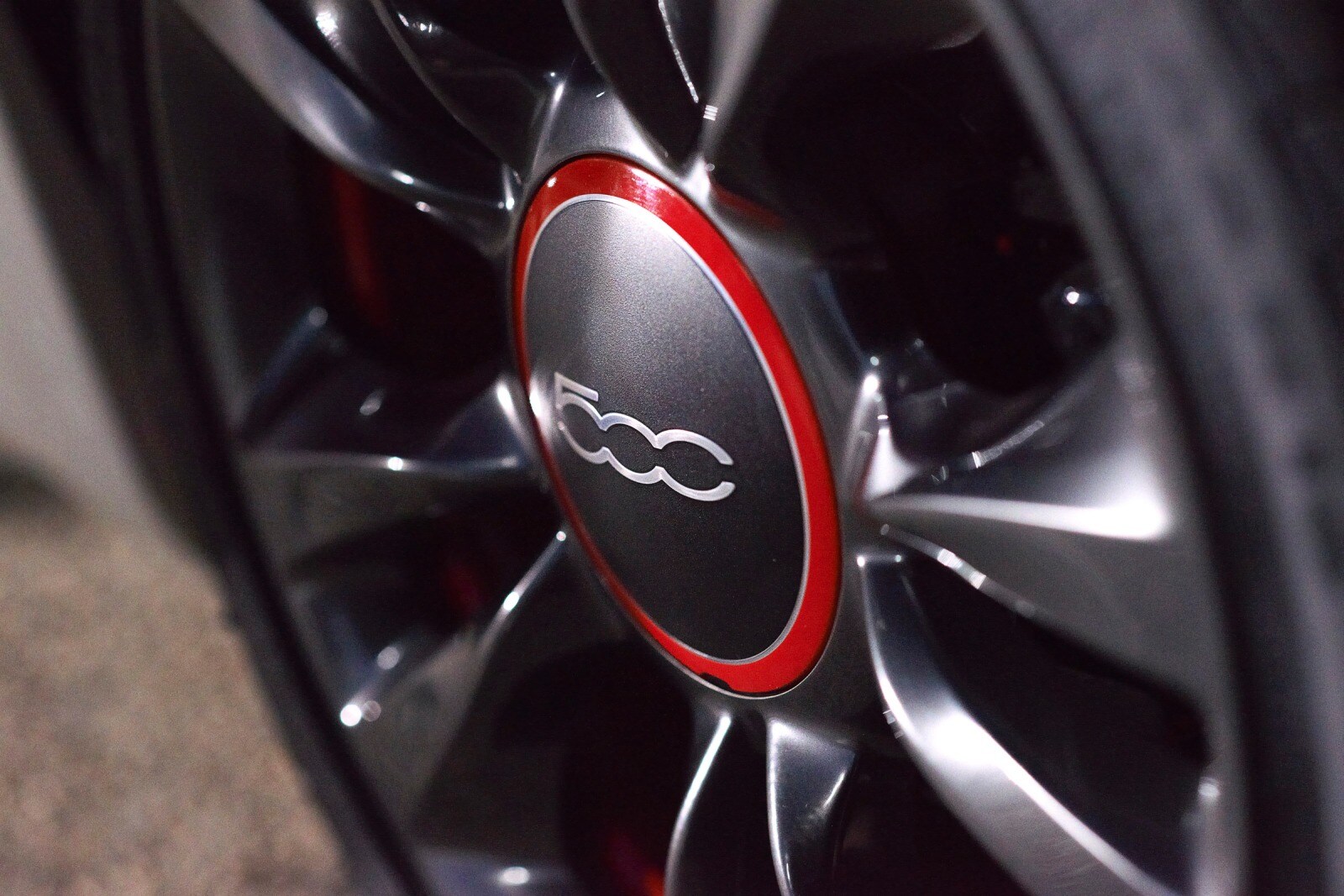 2014 Fiat 500 exterior W