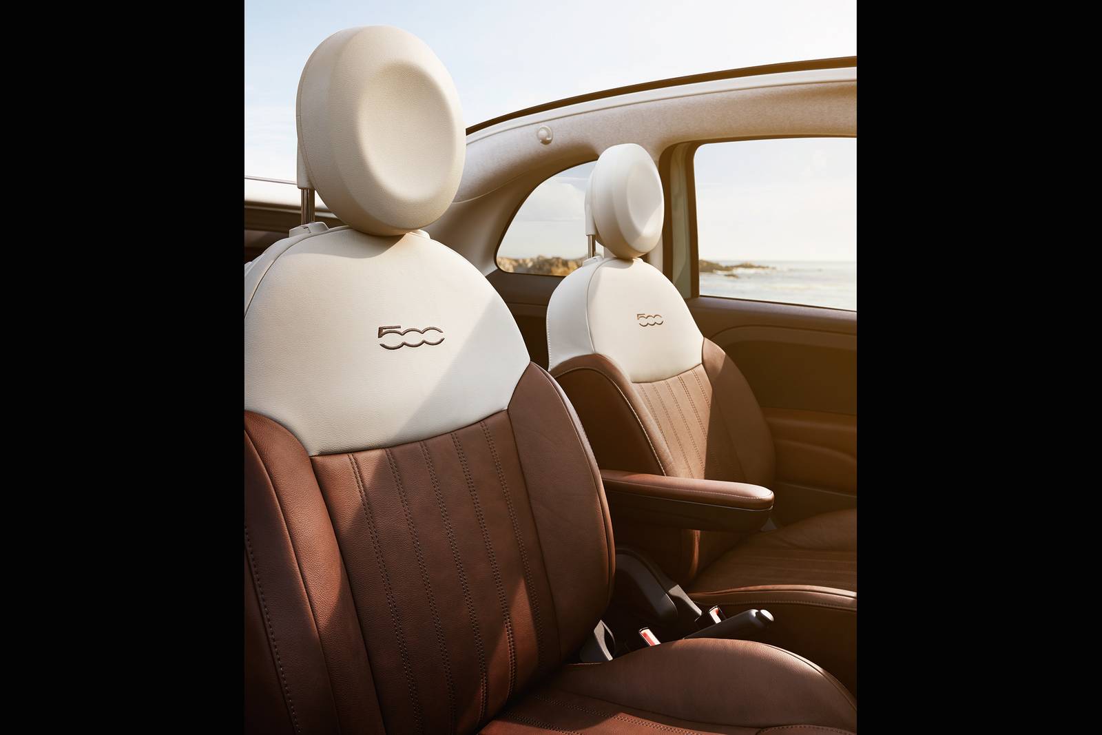 2019 FIAT 500 interior DETAIL