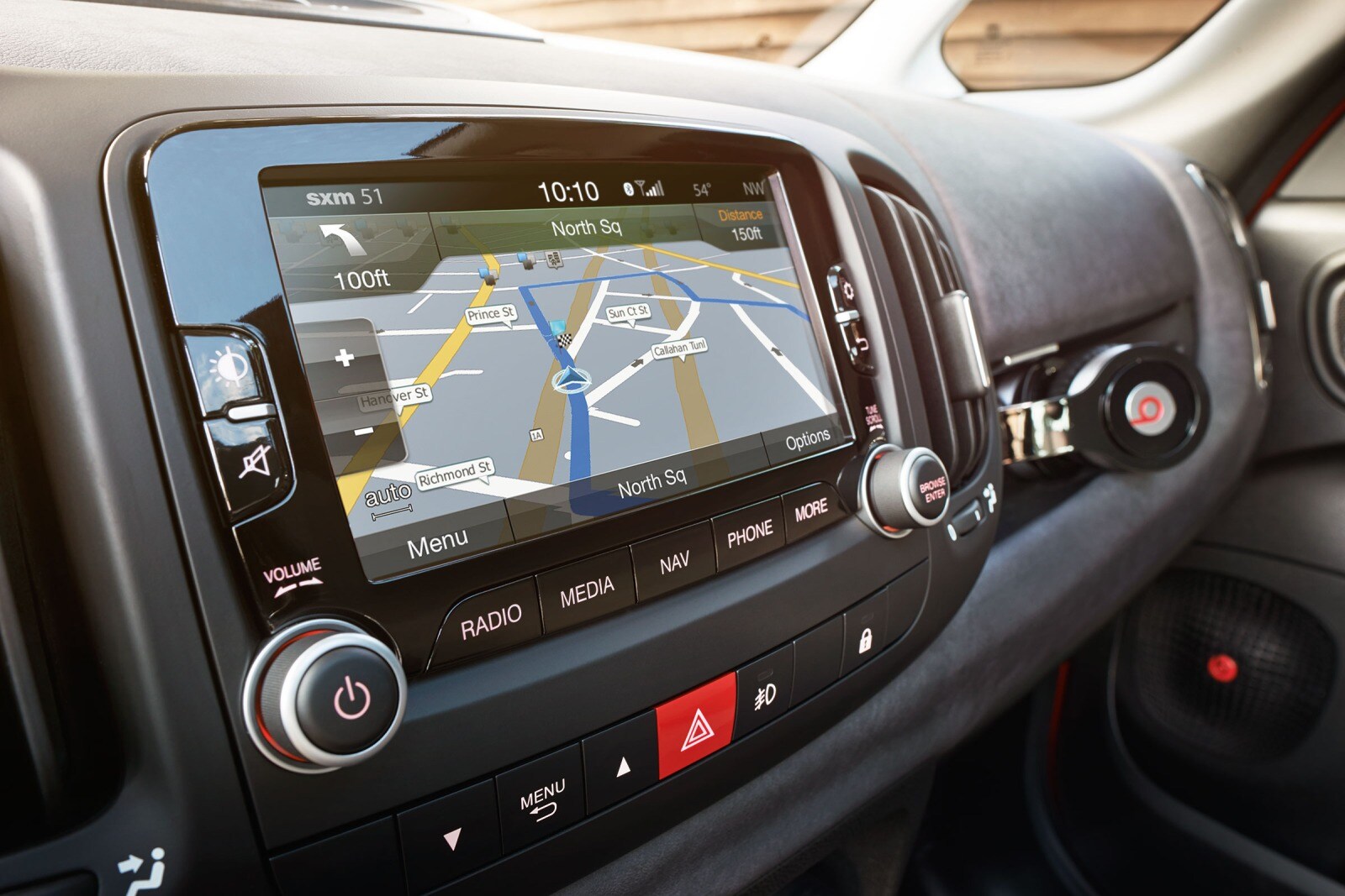 2017 Fiat 500 interior NAVSYS