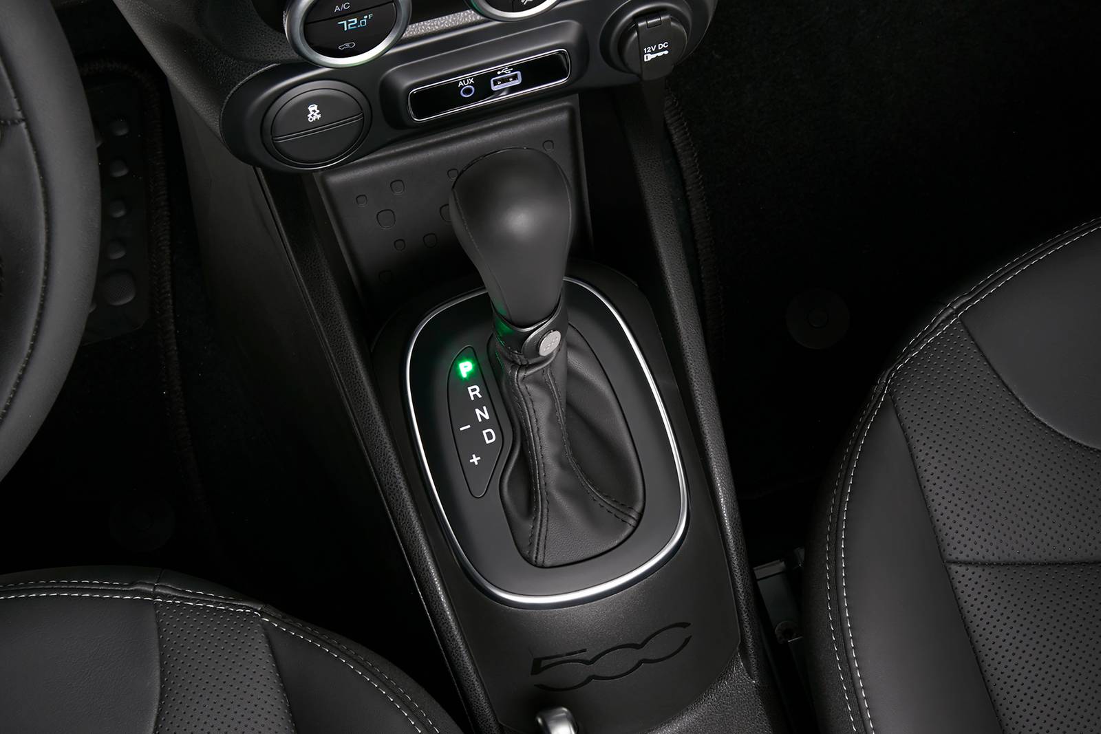 2018 Fiat 500l interior SHF