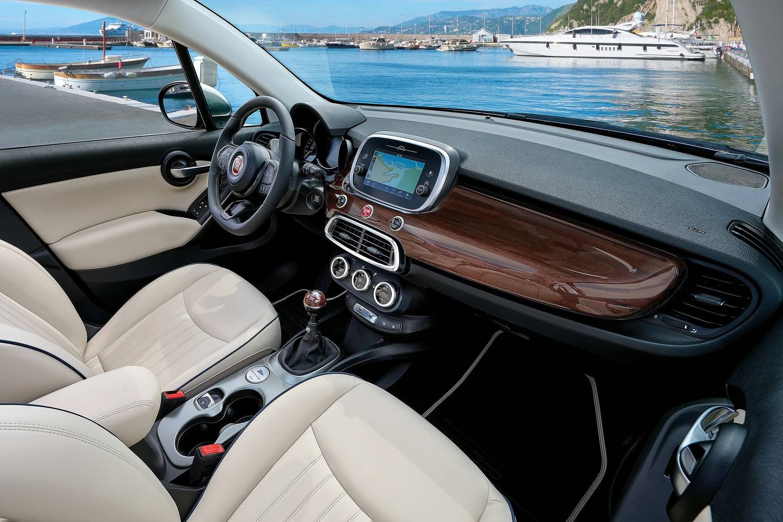 2022 Fiat 500X front safety D