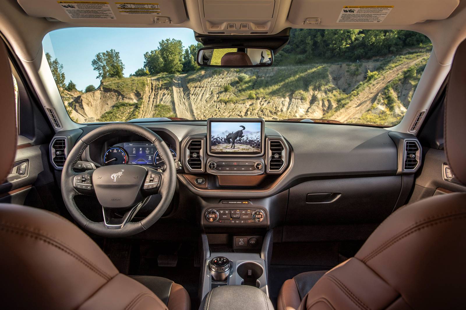 2022 Ford Bronco interior D