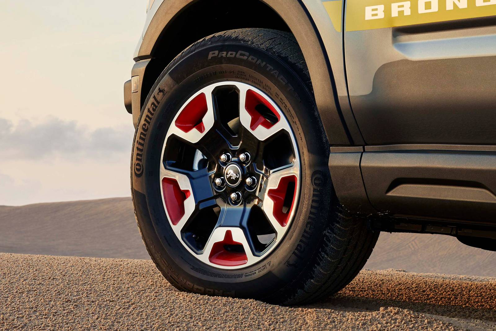 2025 Ford Bronco exterior W