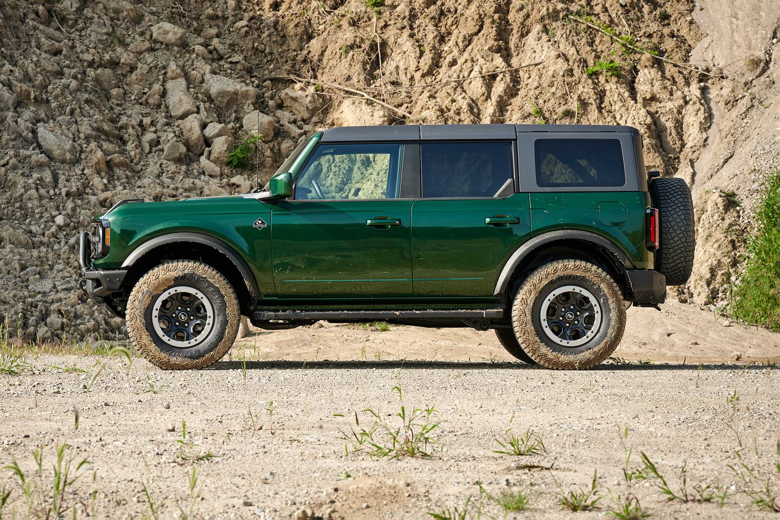 2024 Ford Bronco exterior S