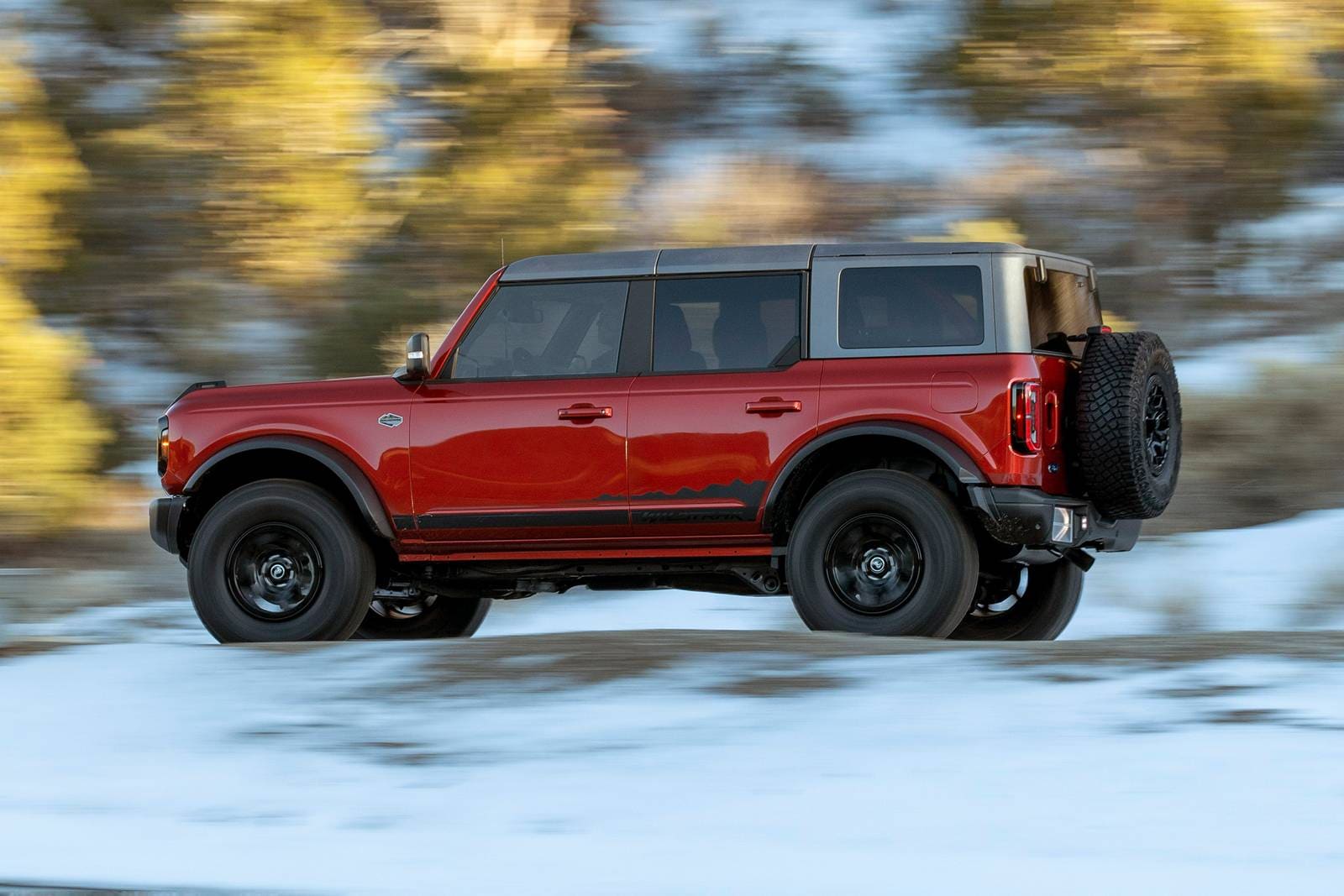 2024 Ford Bronco exterior S