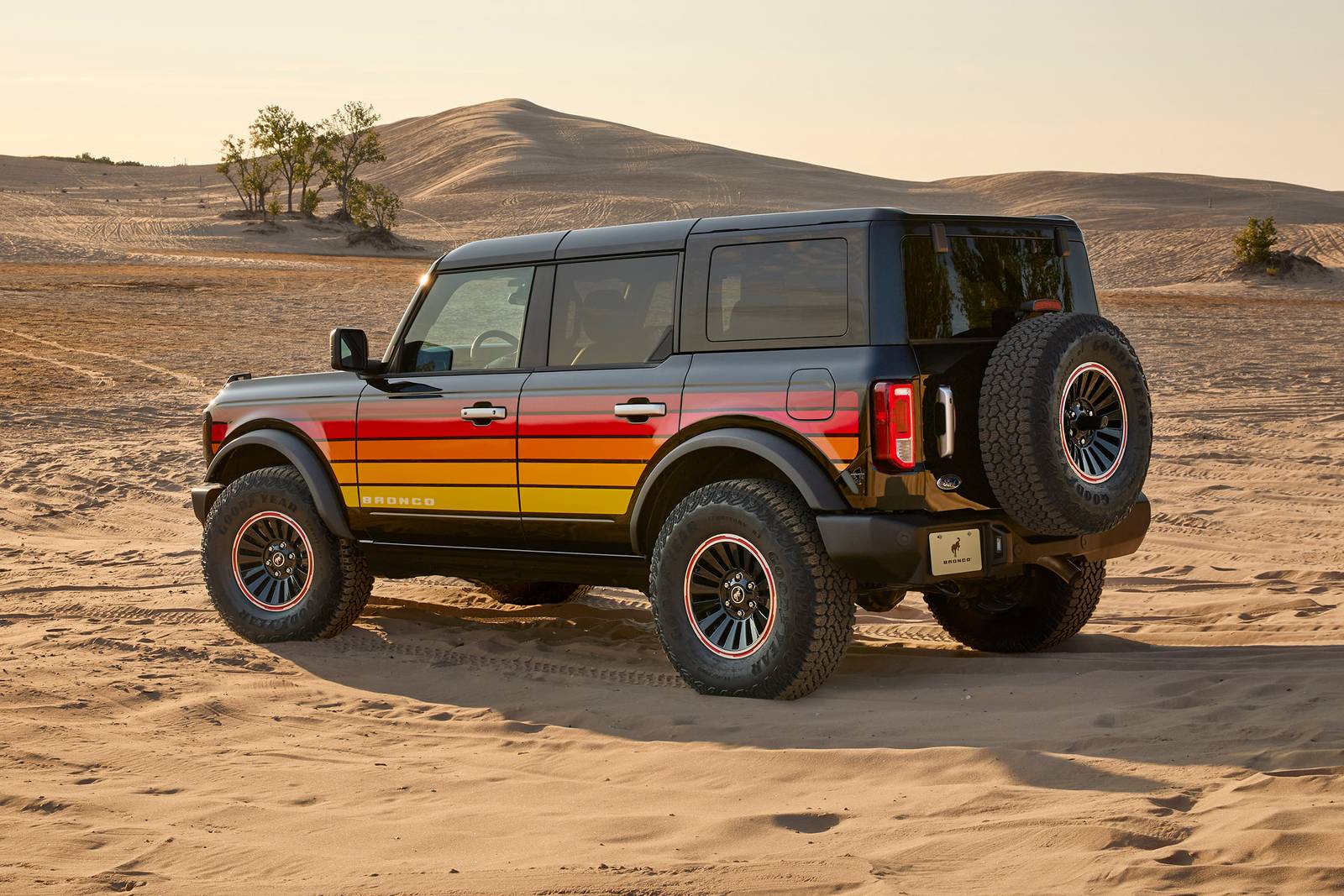 2025 Ford Bronco exterior FQ