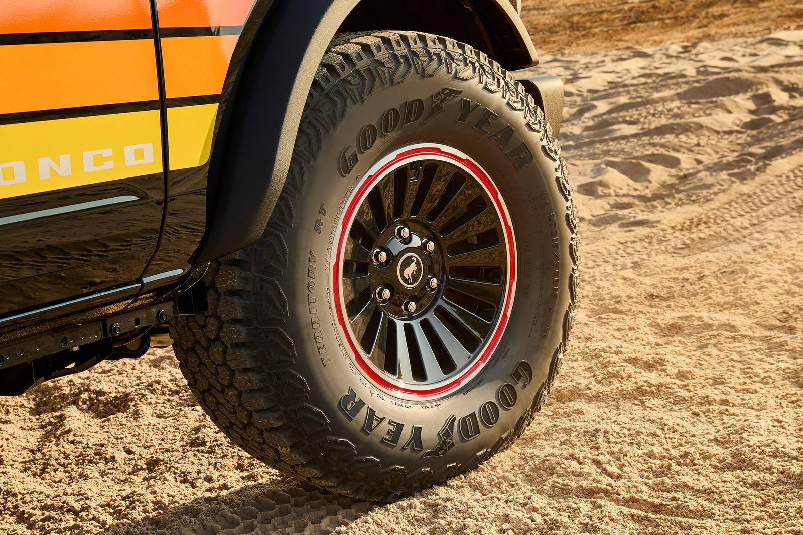 2025 Ford Bronco exterior W