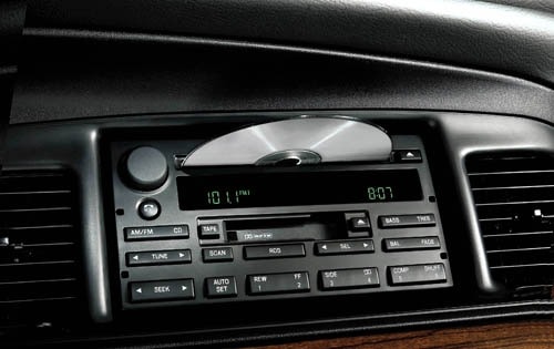 2006 Ford Crown Victoria interior CC