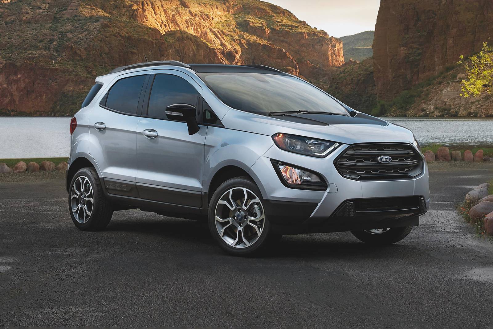 2020 Ford EcoSport front safety FQ