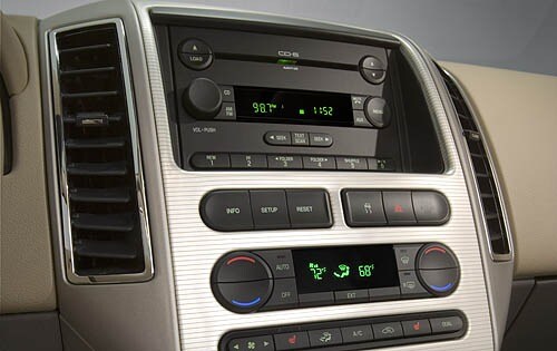 2007 Ford Edge interior CC