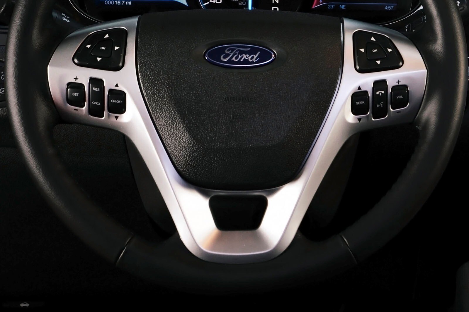 2013 Ford Edge interior SWD